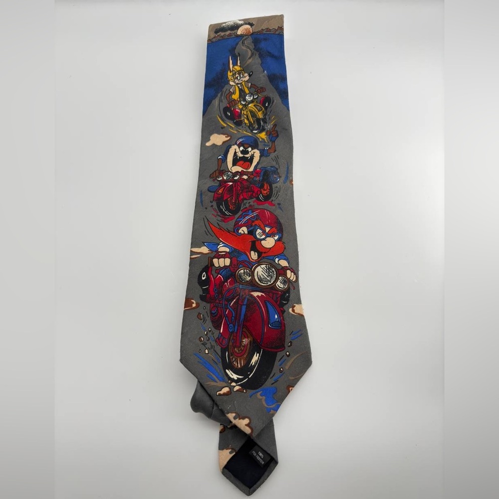 Vintage Tie Looney Tunes Taz Wiley Yosemite Sam Riding Motorcycles